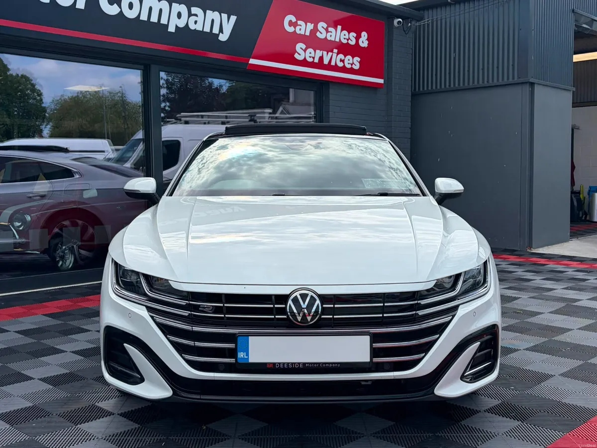 (241) Volkswagen Arteon R-Line eHybrid | Pano Roof - Image 3