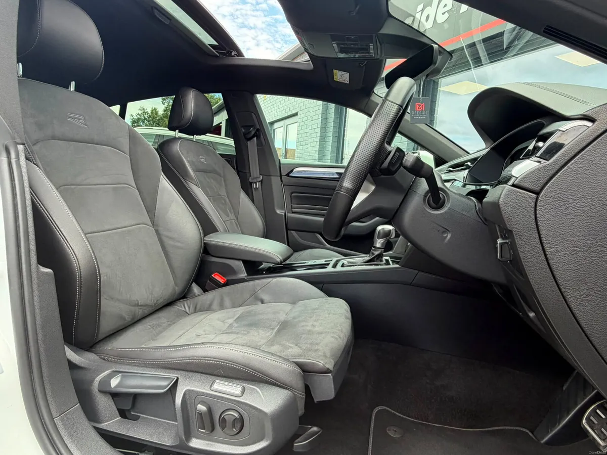 (241) Volkswagen Arteon R-Line eHybrid | Pano Roof - Image 5
