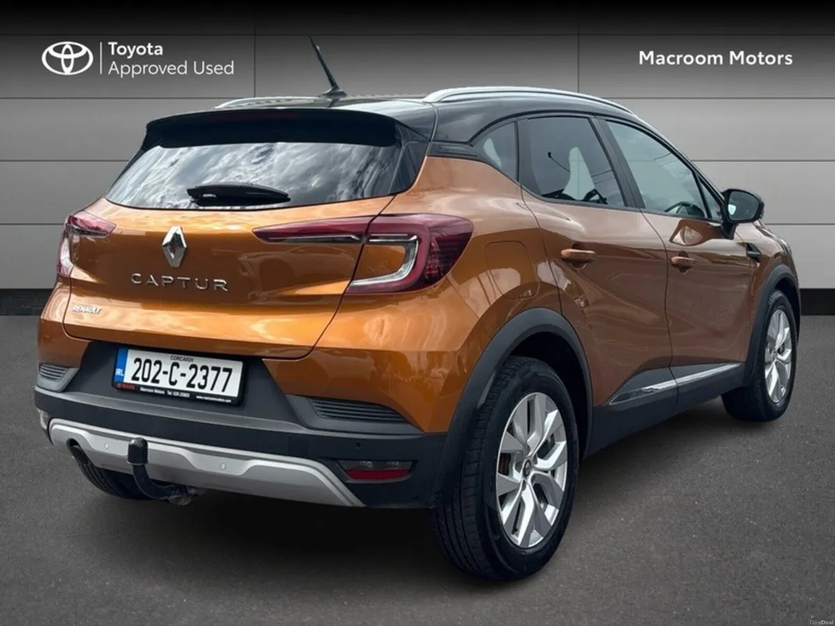 Renault Captur ICONIC TCE 130 AUTO MY1 MY19 4DR A - Image 2