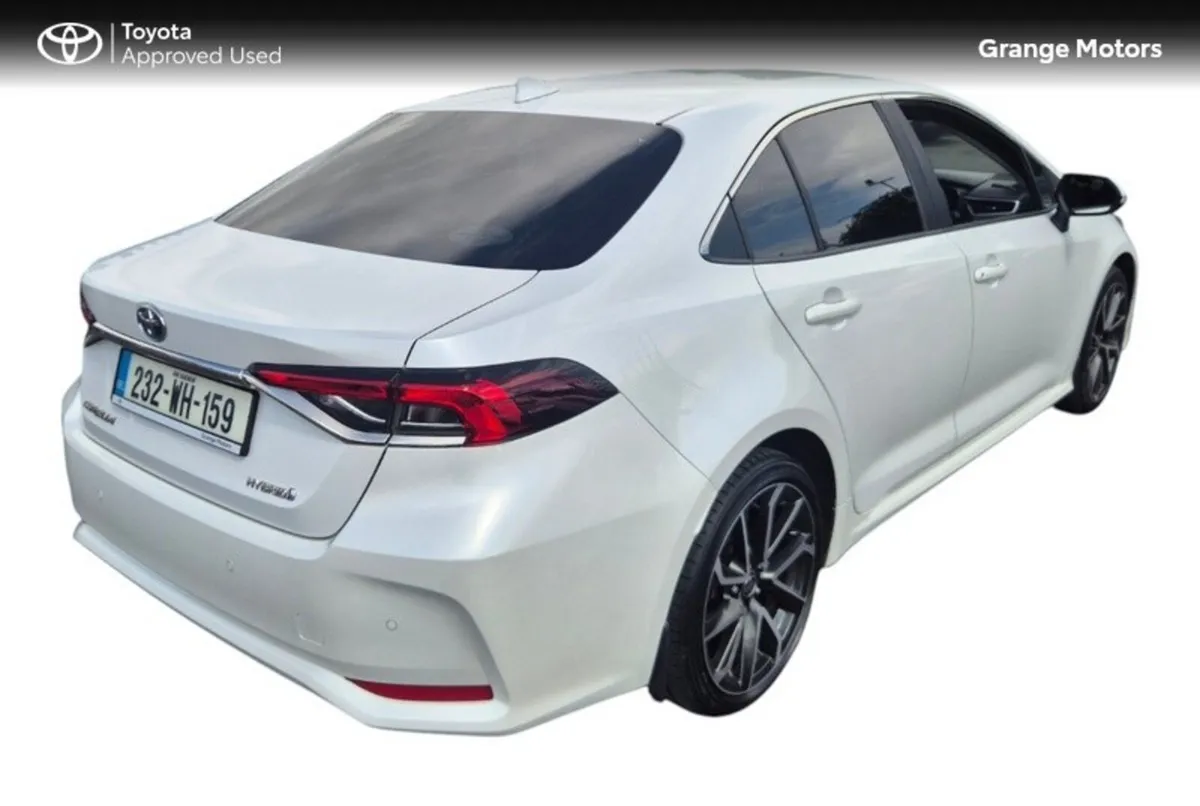 Toyota Corolla 1.8 HYBRID SOL SALOON - Image 2