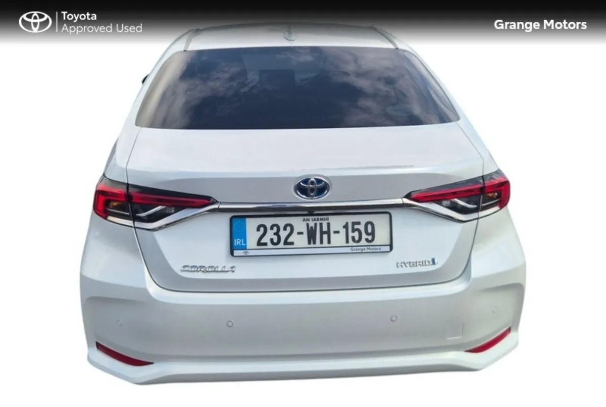 Toyota Corolla 1.8 HYBRID SOL SALOON - Image 4