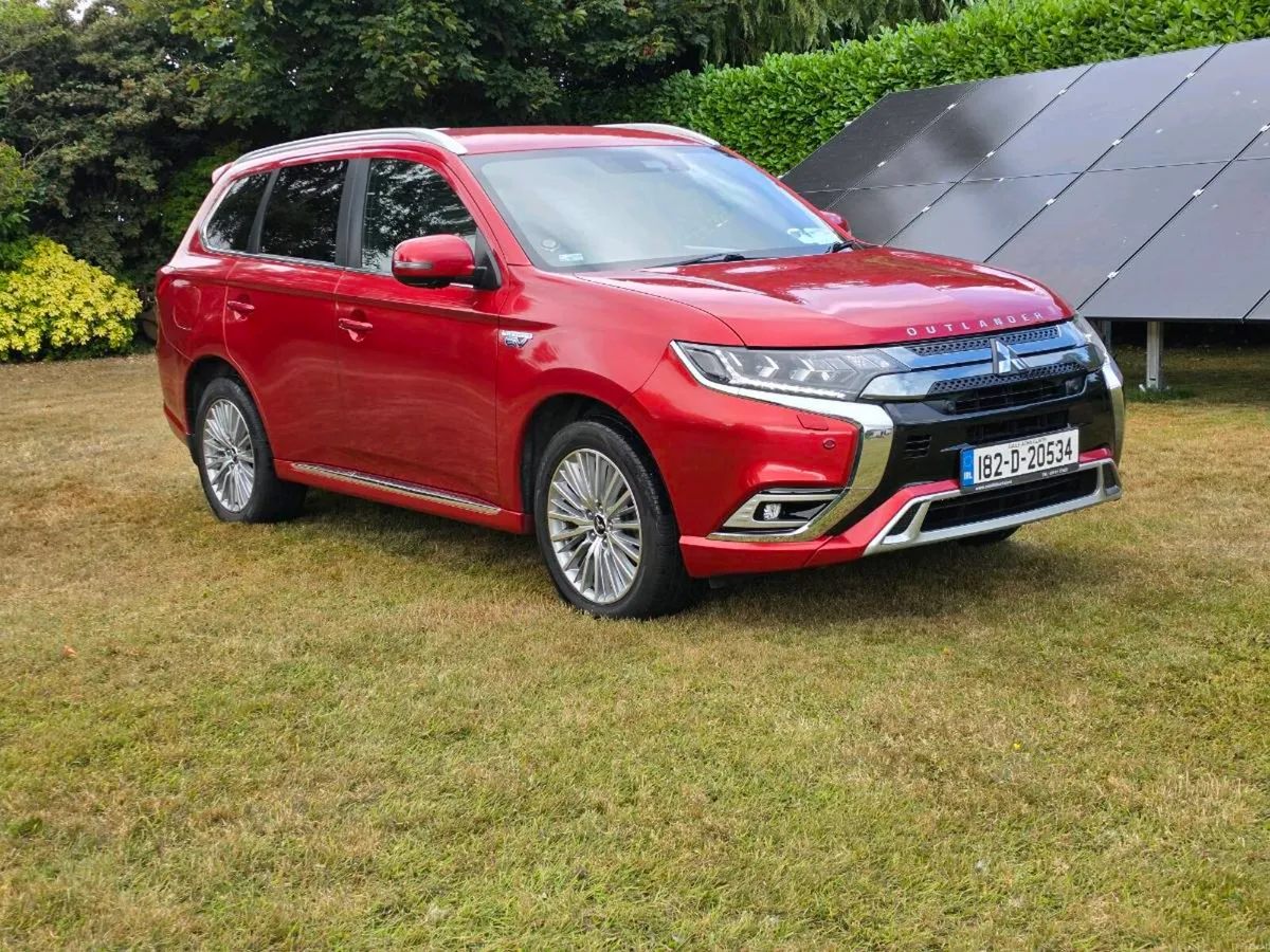 Mitsubishi Outlander PHEV - Image 1
