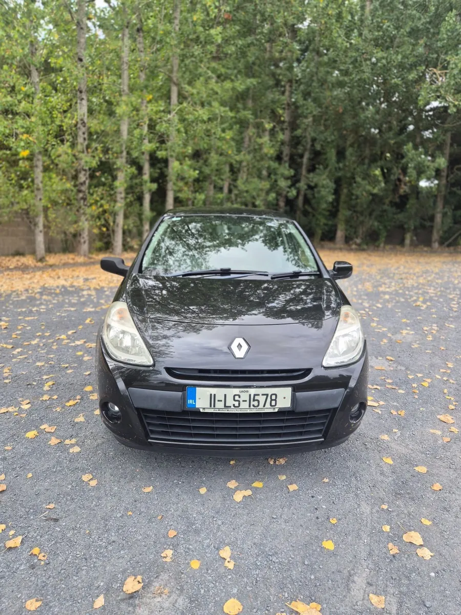 Renault Clio 2011 - Image 1