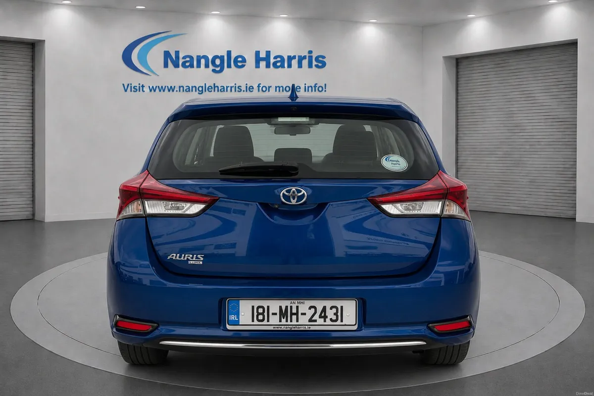 Toyota Auris Fresh NCT 03/28 - Image 4