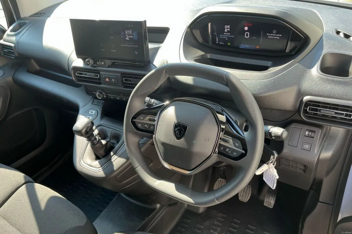 Peugeot Partner Professional Plus 1.5 Diesel 100bh - Image 5