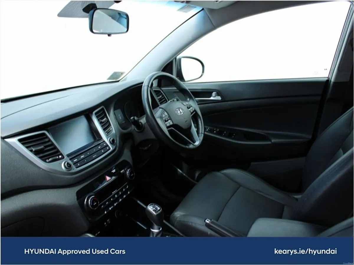 Hyundai Tucson 1.7 D Executive - Image 5