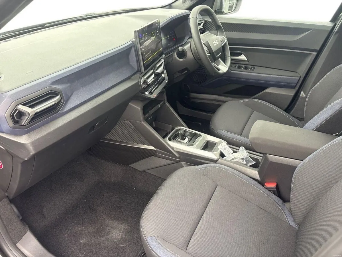 Dacia Bigster Expression HEV 155 - Image 4