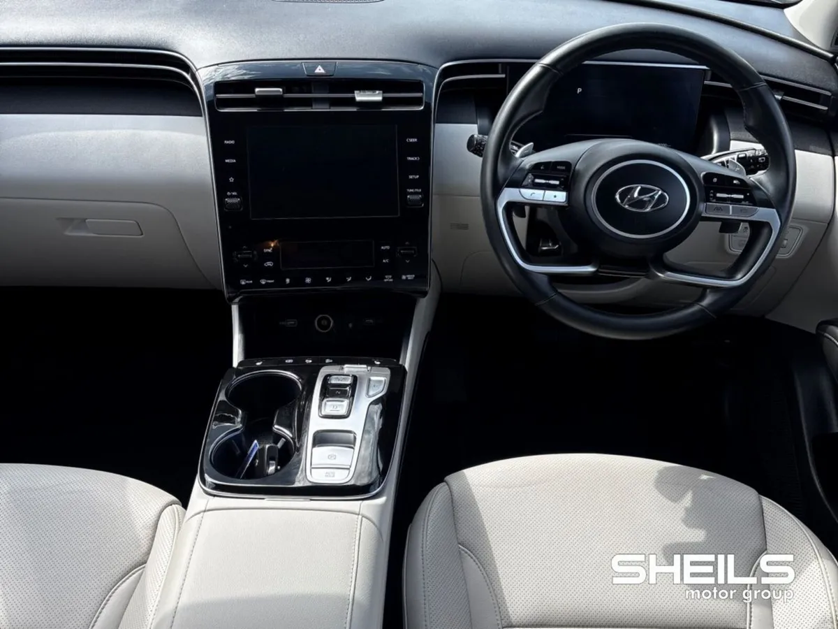 Hyundai Tucson 2WD Executive HEV Auto - Image 3