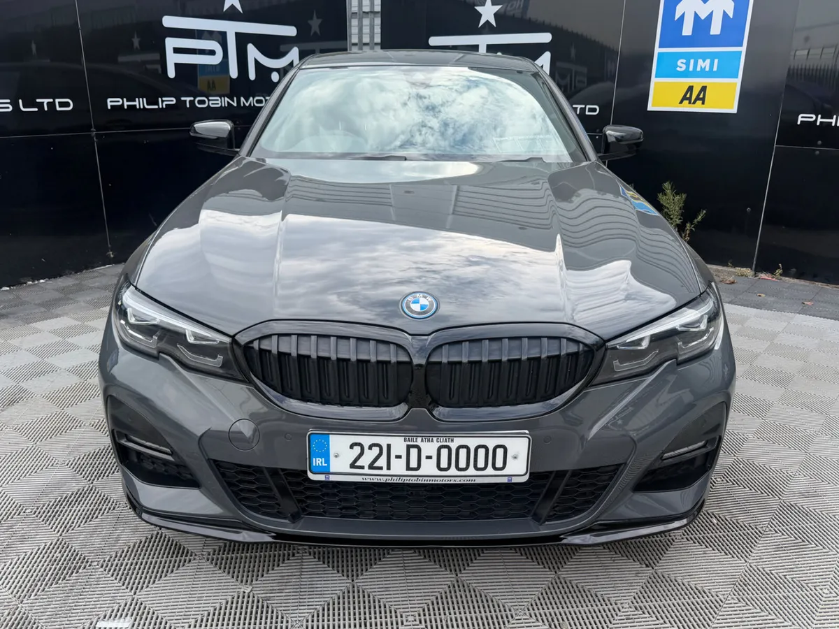 BMW 330e M Sport Pro G20 288HP Auto Dravit Grey - Image 3