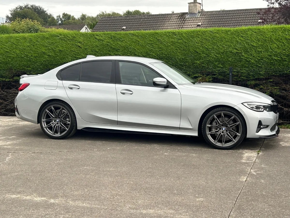 2019 Bmw 330e sport pro - Image 3