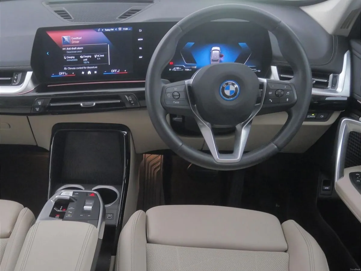 BMW X1 xDrive25e xLine - Image 5