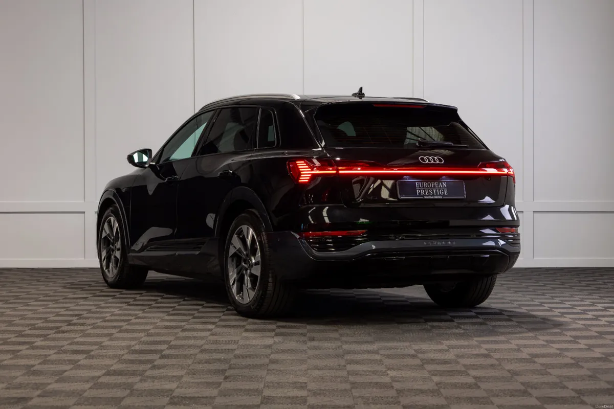 2023 Audi Q8 e-tron Sport 50 Quattro - Image 4