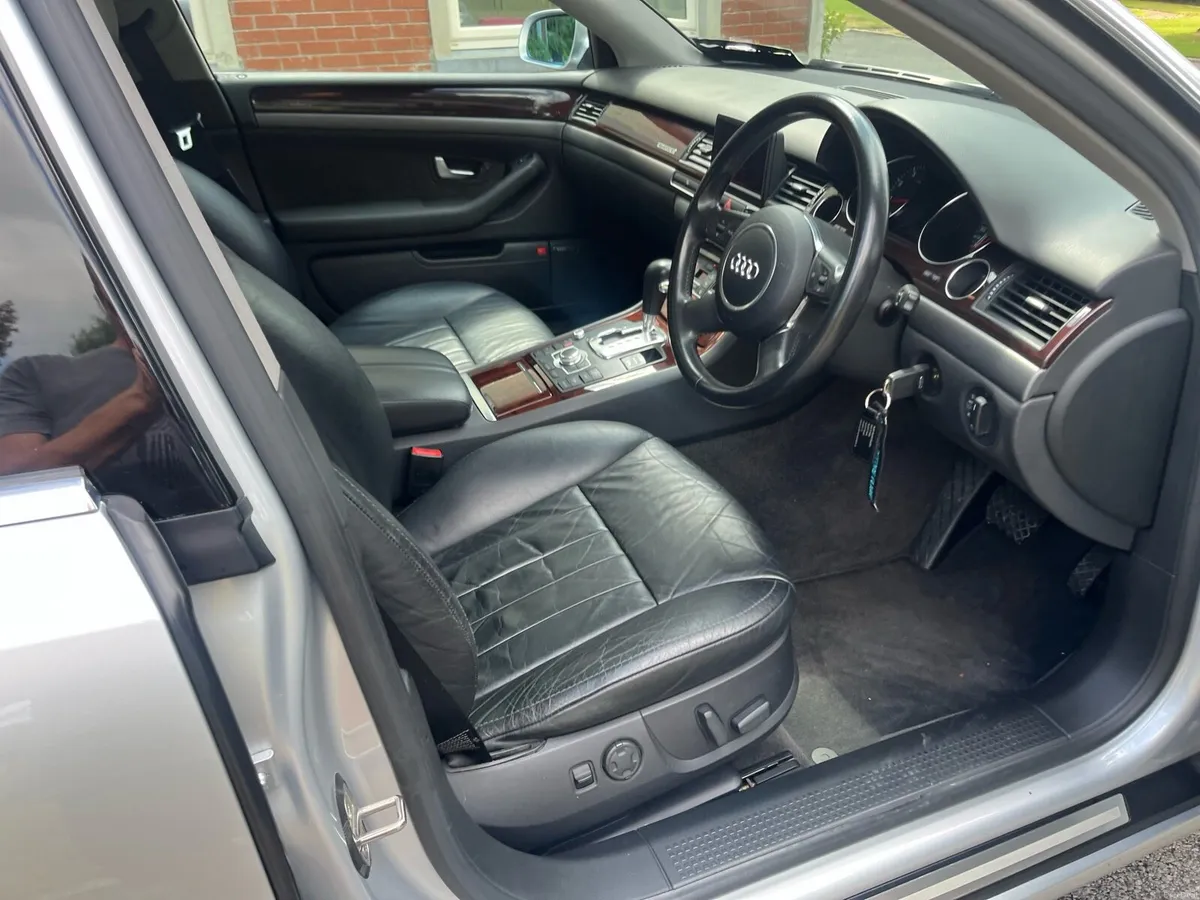 Audi A8 4.2 litre Quattro - Image 6