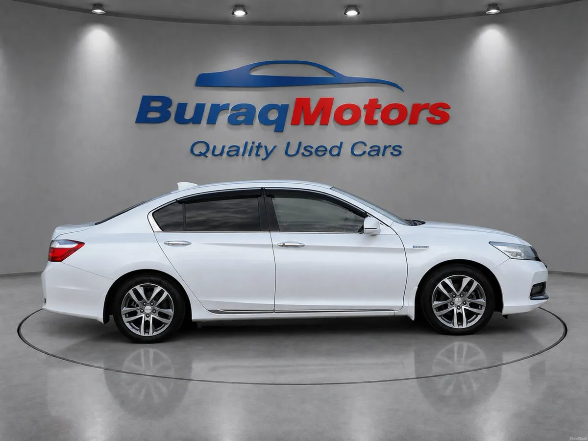 Honda Accord Hybrid  Auto| Executive Edition - Image 5