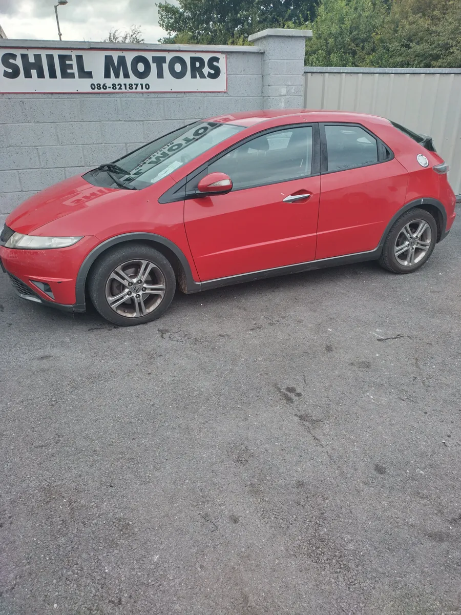 Honda Civic 2011 - Image 4