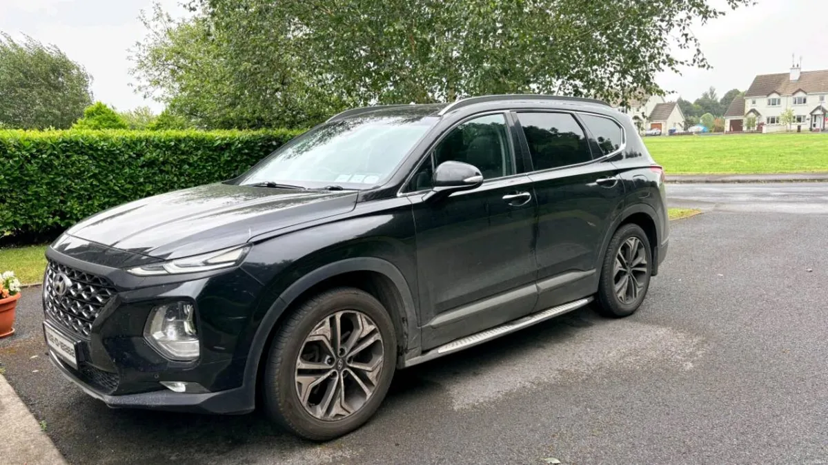 182 Hyundai Santa Fe - Image 1