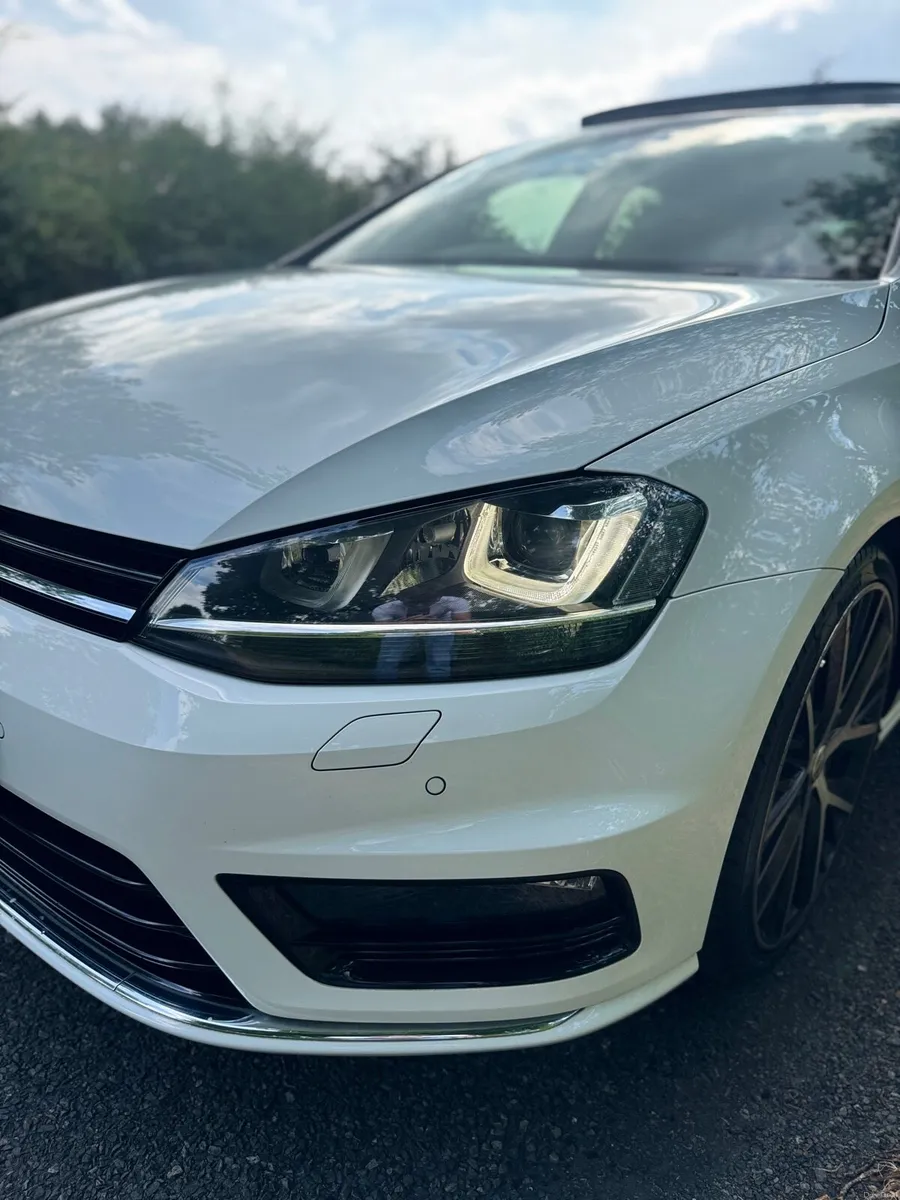 Golf 1.4 TSI R-line Panroof - Image 2