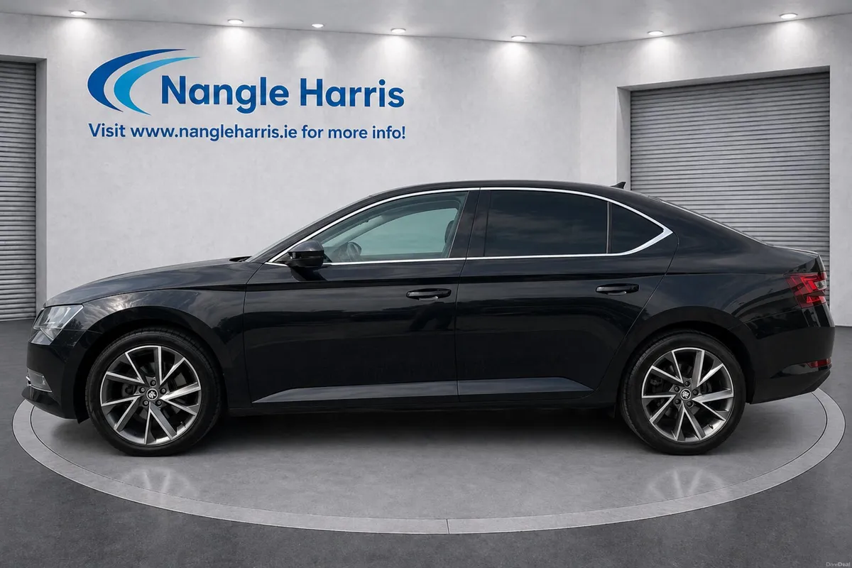 Skoda Superb Automatic - Image 2