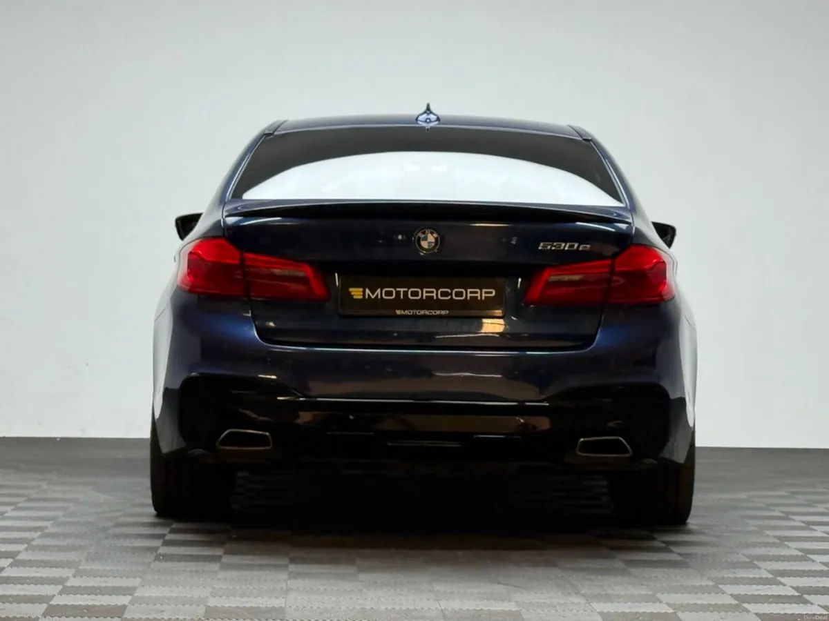 BMW 5-Series 530E M SPORT - Image 6
