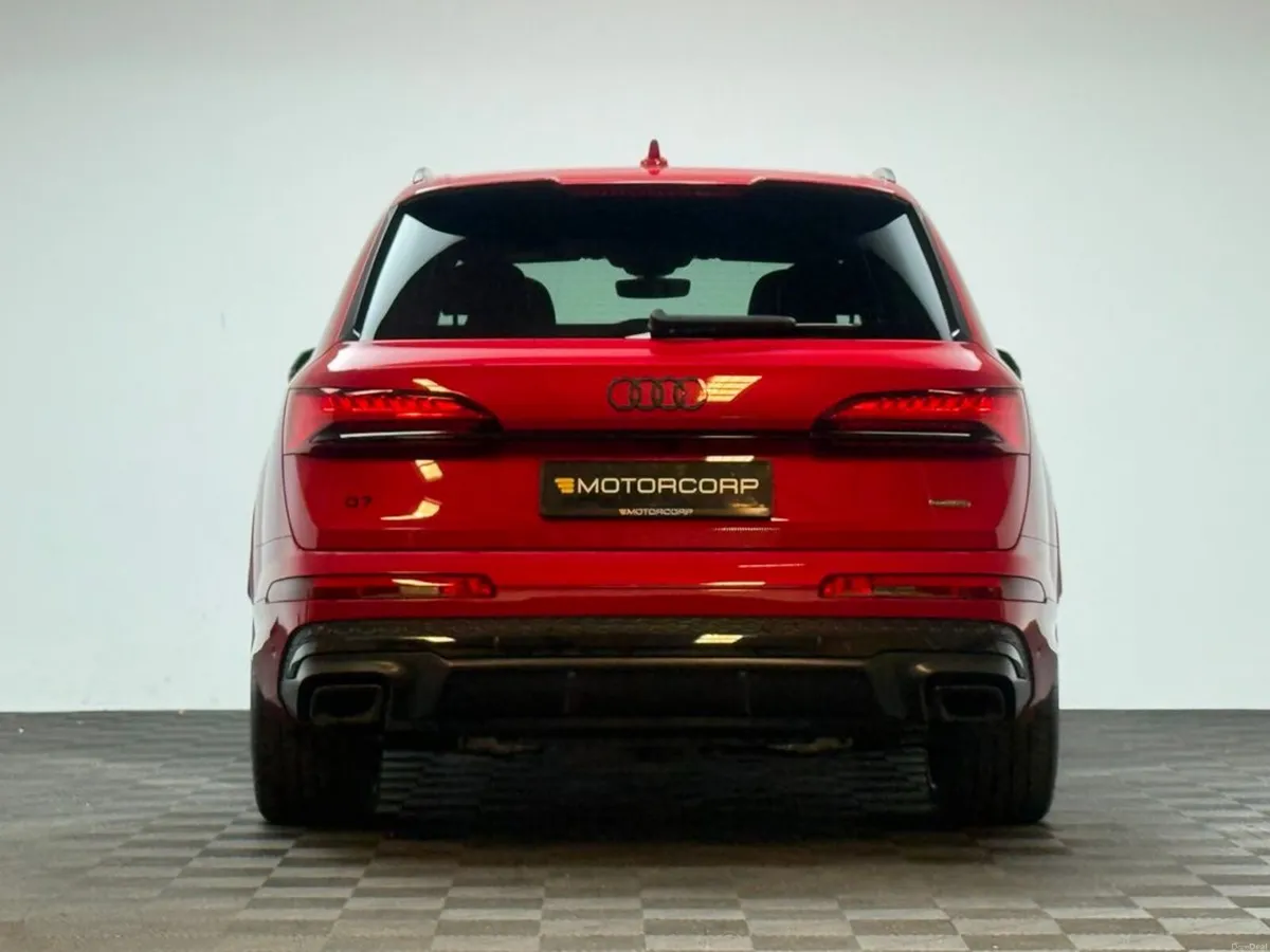 Audi Q7 S LINE BLK ED 55 TFSI E QUATTRO *PAN ROOF* - Image 6