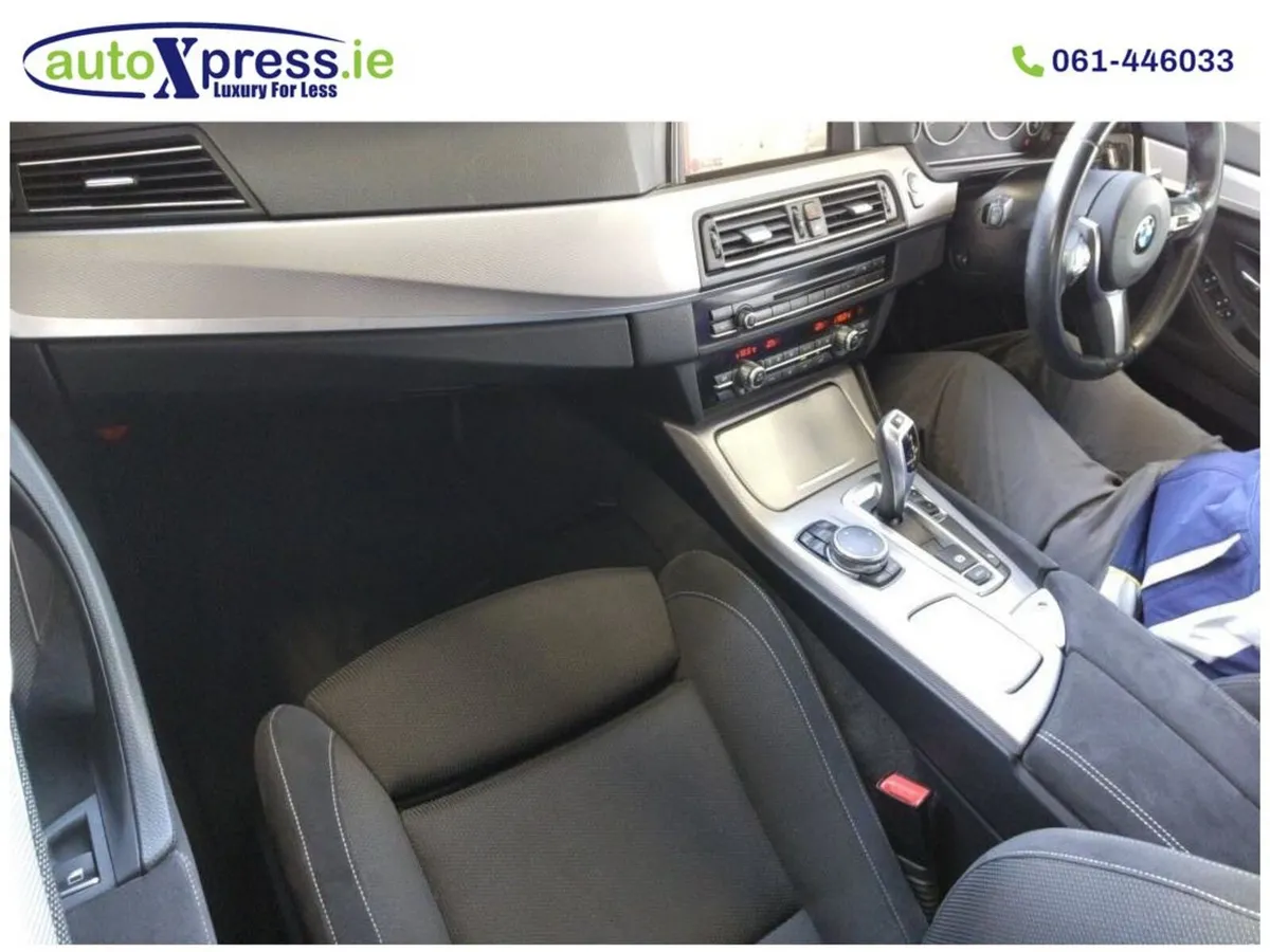 BMW 5-Series M-SPORT 523D, Sunroof, Reversing came - Image 5