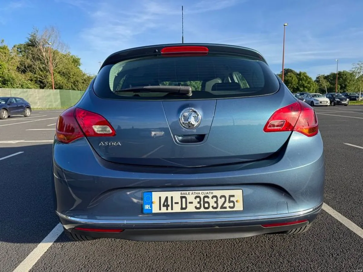 2014 Opel Astra - Image 6