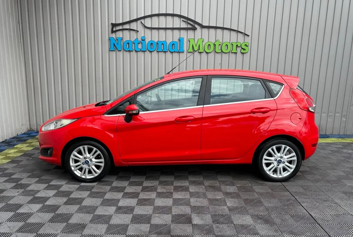 2015 Ford Fiesta 1.2 PETROL - Image 6