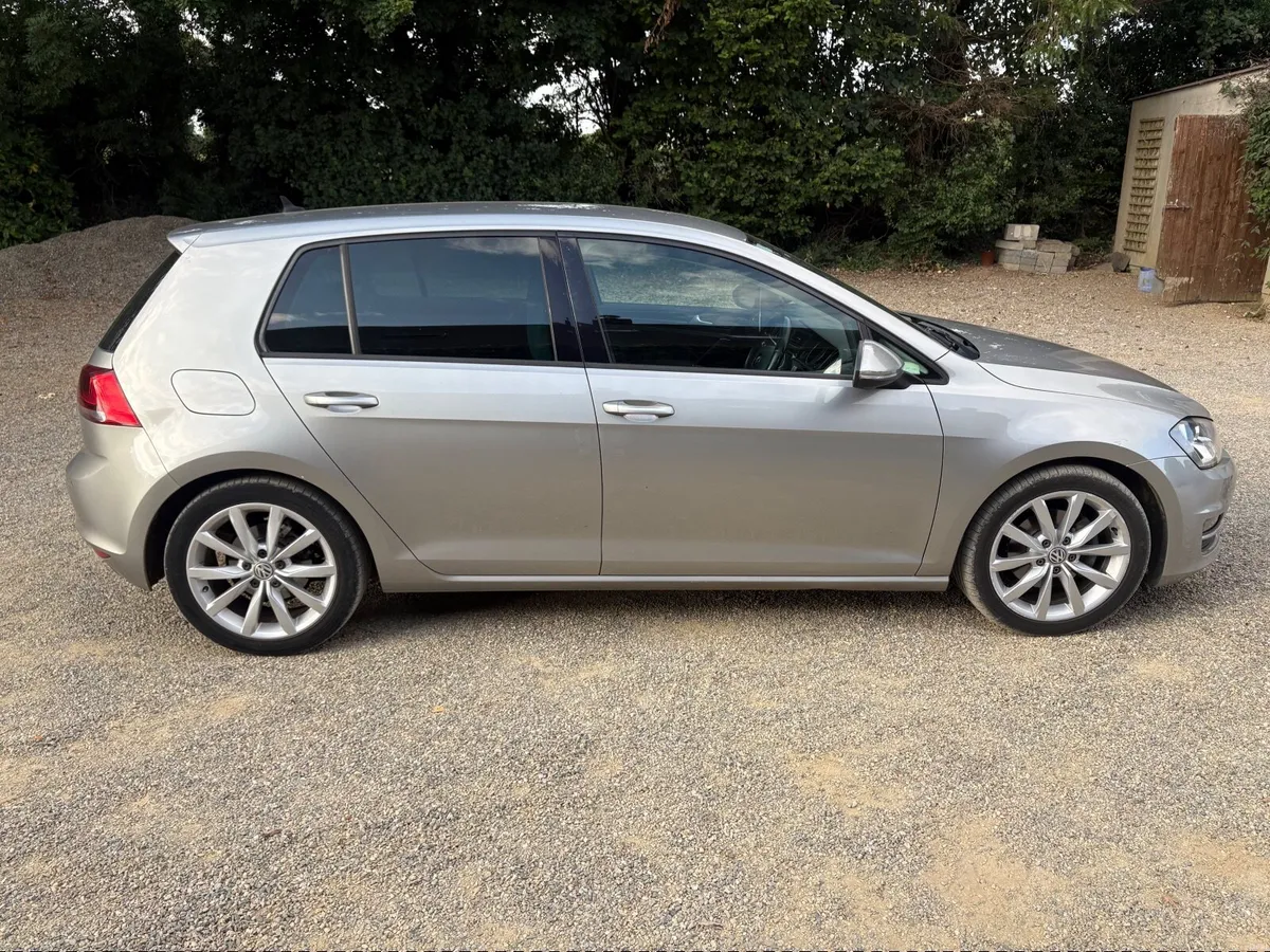 Volkswagen Golf Highline 2015 - Image 1
