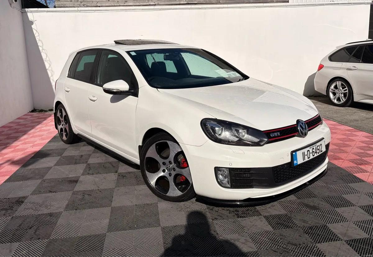 11 Vw golf gti 2.0 dsg - Image 3