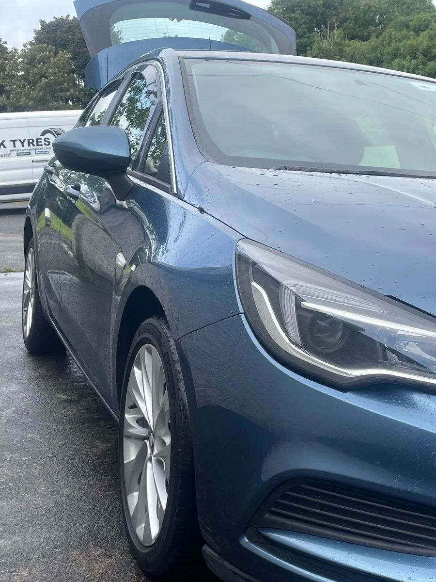 Opel Astra 2016 - Image 1