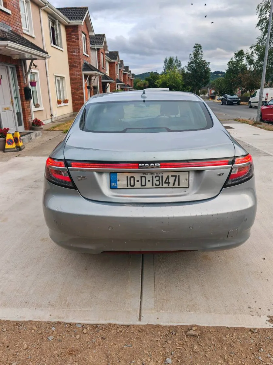 Saab 9-5 Vector - Image 3