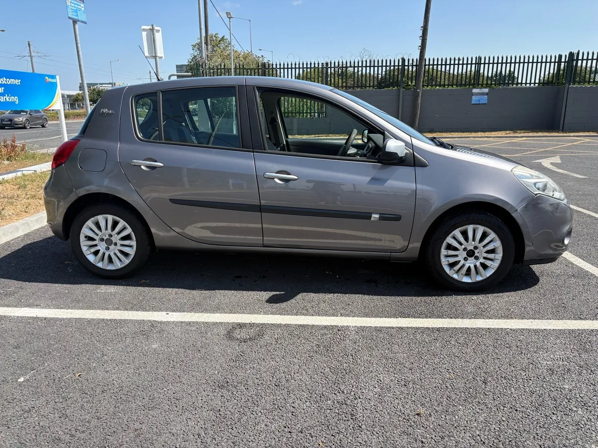2010 Renault Clio | 1.2 Petrol | Fresh NCT | - Image 2