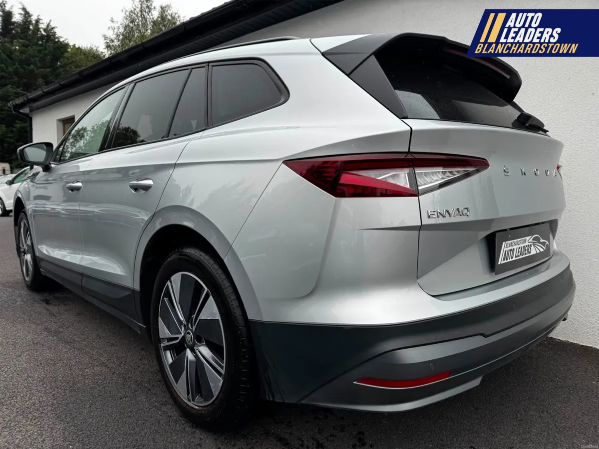 SKODA ENYAQ 60 IV AUTO EV 179 BHP - Image 4