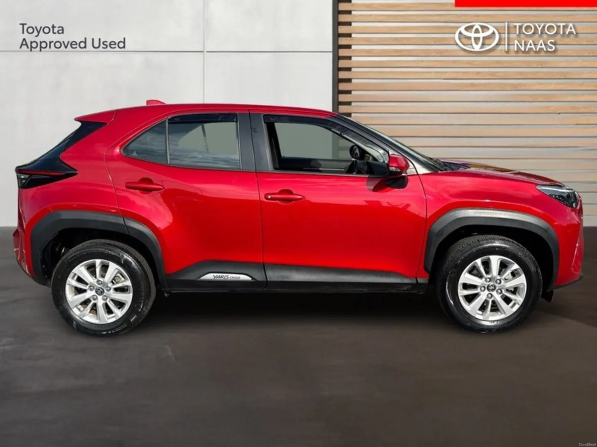 Toyota Yaris Cross YARIS CROSS LUNA - Image 3
