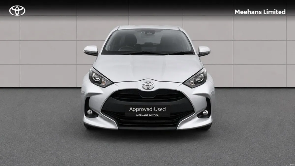 Toyota Yaris Yaris HEV Luna Demo - Image 5