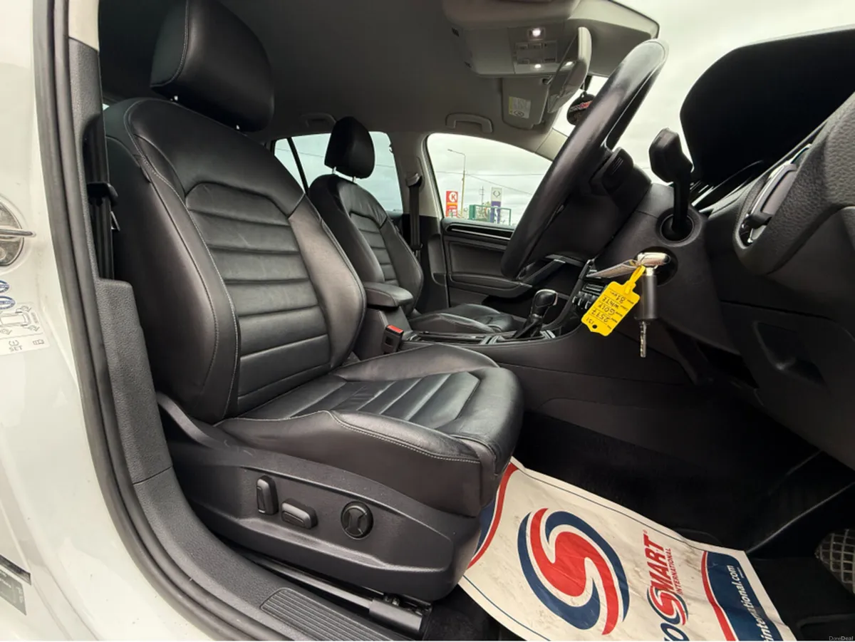 Volkswagen Golf LEATHER ( 132 REG ) FULL LEATHER S - Image 2