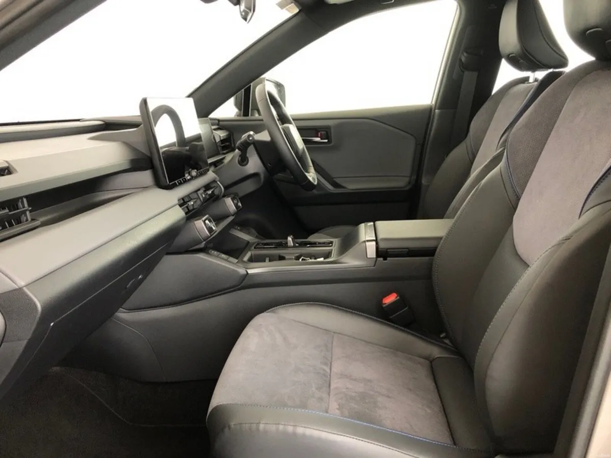 Toyota RAV4 Sport Launch Edition - Image 6