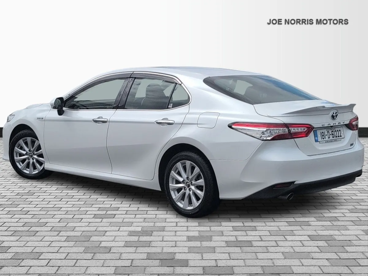 Toyota Camry 2.5 G HYBRID AUTO - Image 3