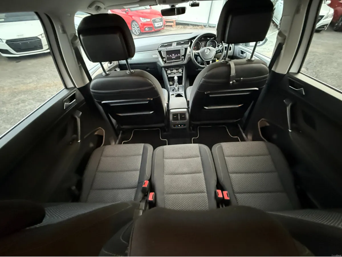 Volkswagen Touran 1.4 TSI AUTOMATIC 7 SEATER - FAC - Image 5