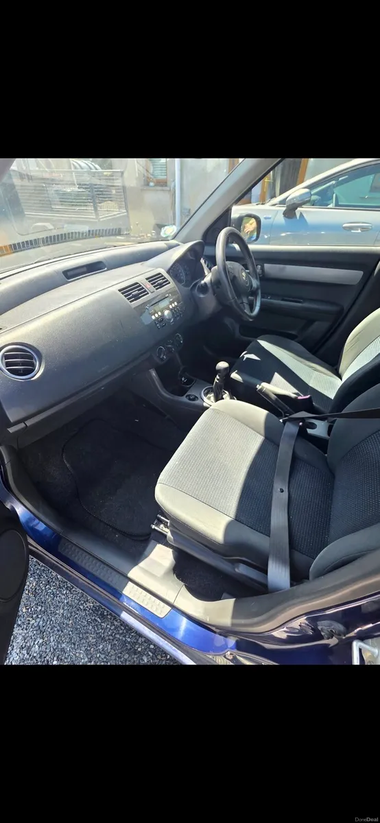 Suzuki Swift - Image 3