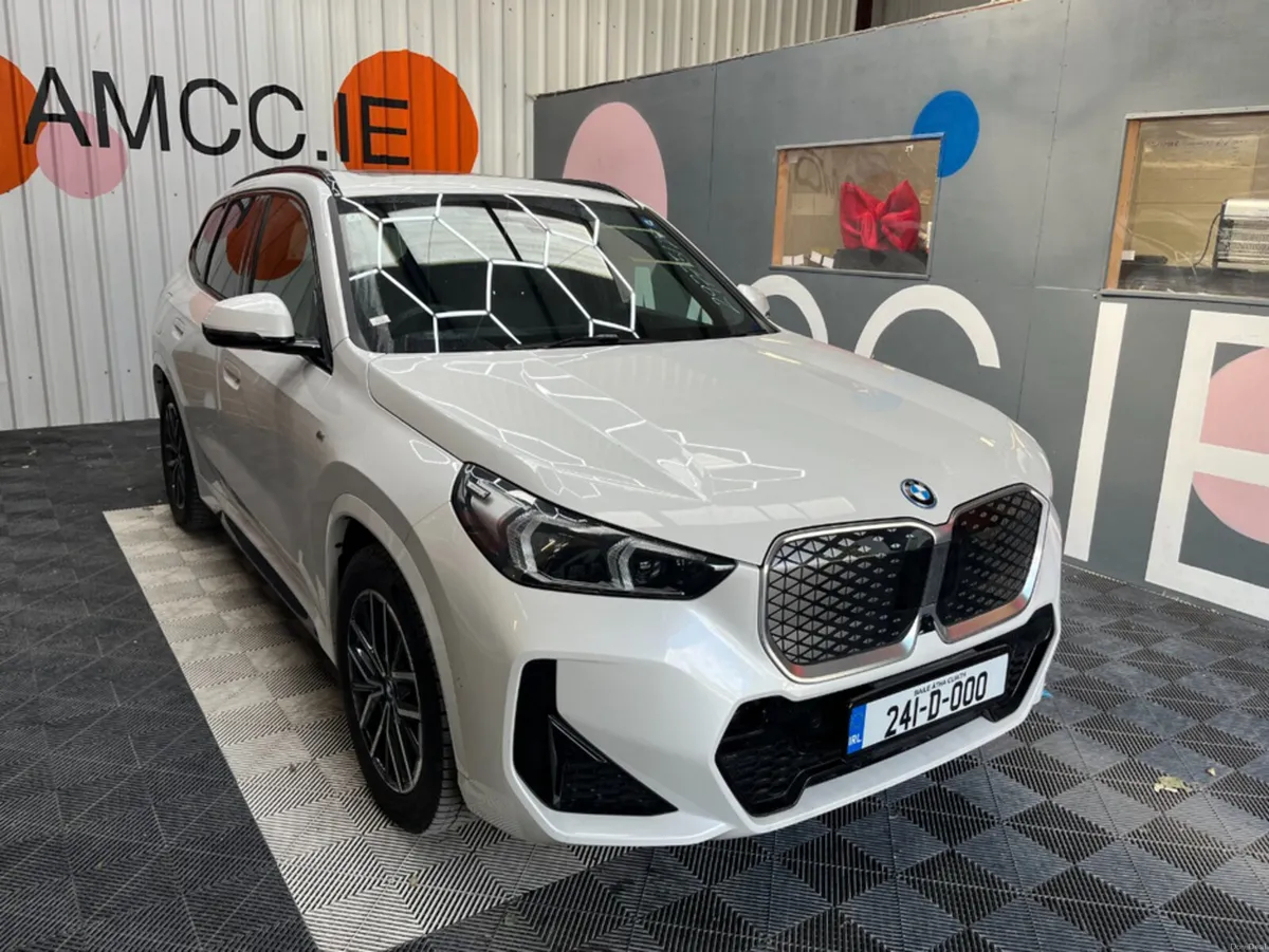 BMW iX1 2024 BW IX1 XDRIVE30 M-SPORT AUTOMATIC / C - Image 1