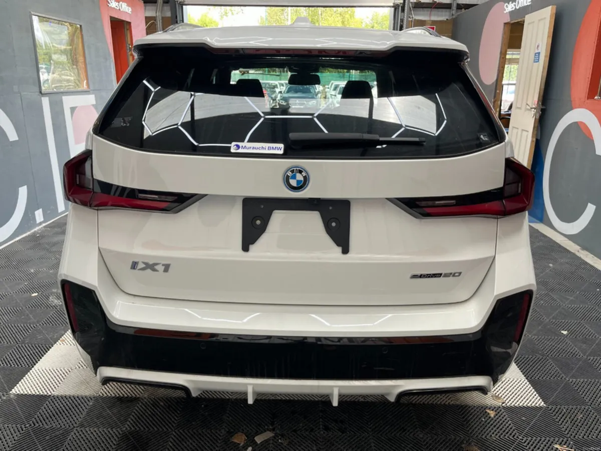 BMW iX1 2024 BMW IX1 EDRIVE20 AUTOMATIC / CRUISE C - Image 3