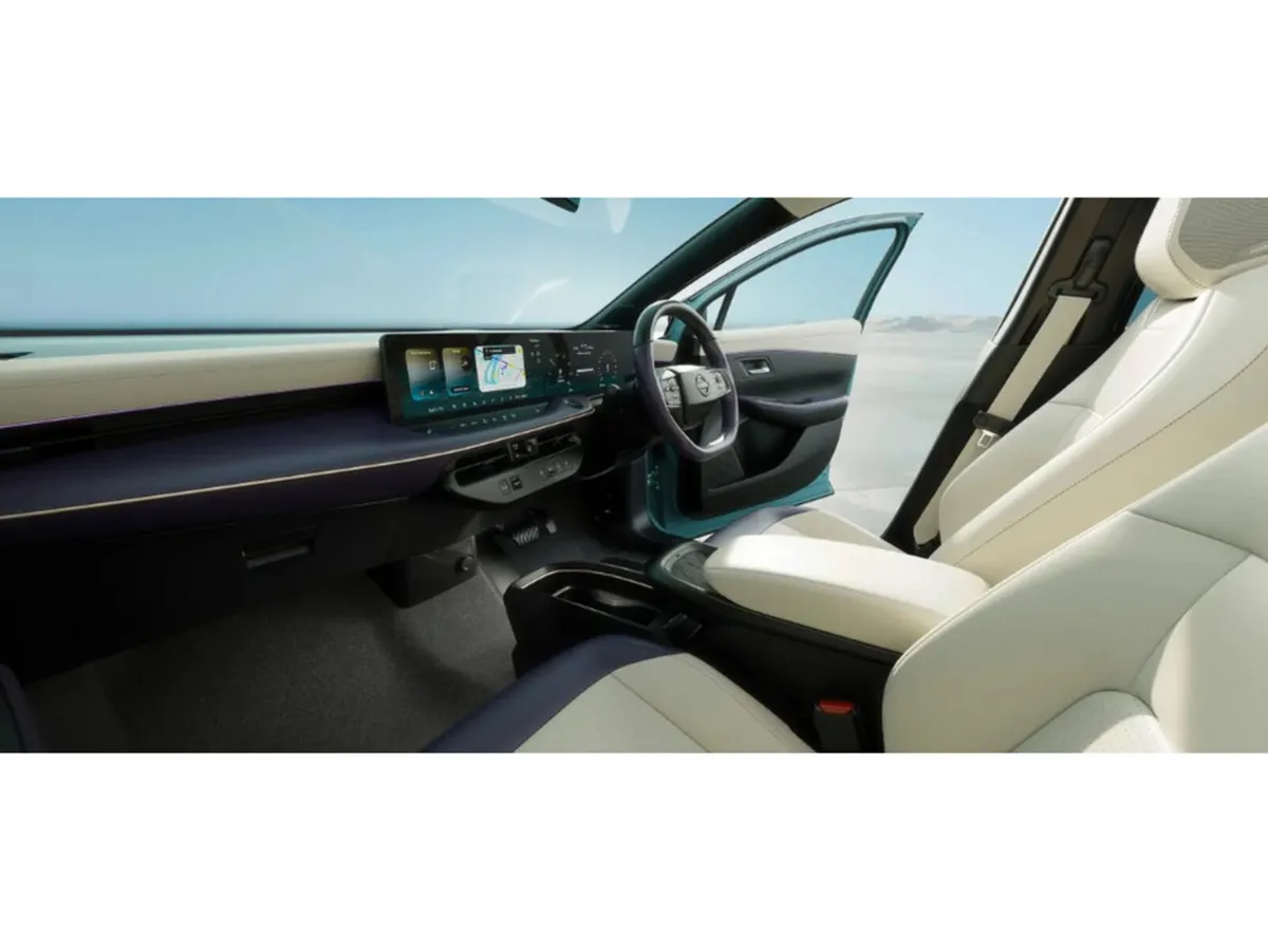 Nissan Leaf 52 kWh EVOLVE 2Tone - Image 2