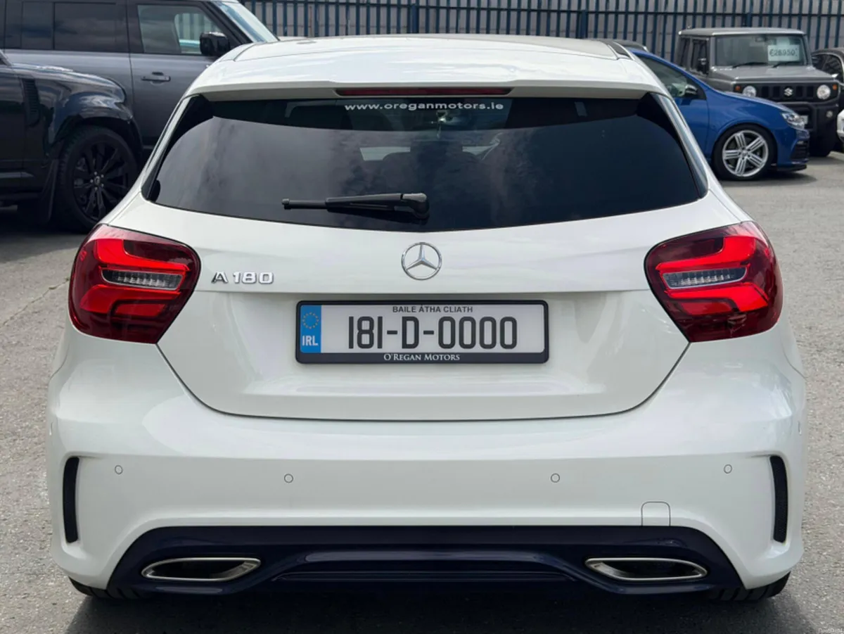 Mercedes-Benz A-Class (181) A180 1.6 PETROL URBAN - Image 5