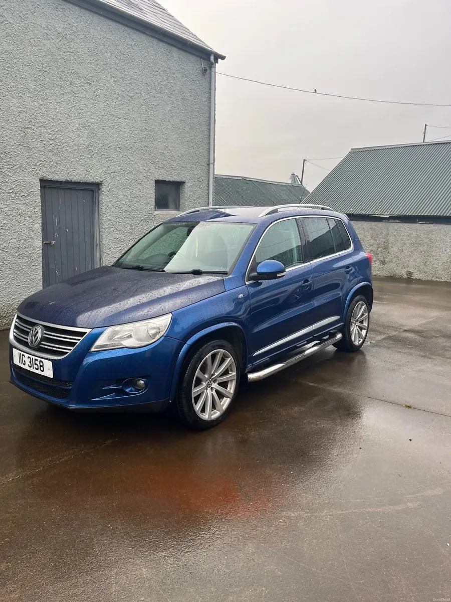 Volkswagen Tiguan 2010 - Image 1