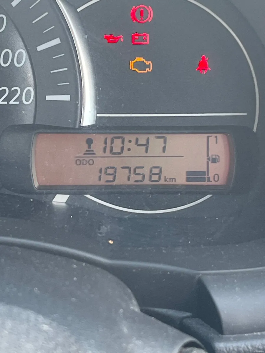 Nissan Micra 2015 - Image 2