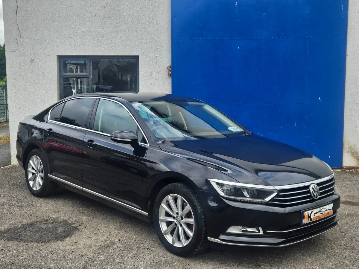 Volkswagen Passat  low mileage - Image 4