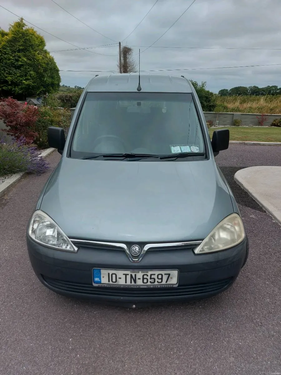 2010 Vauxhall Combo 1.3 CDTI automatic - Image 1