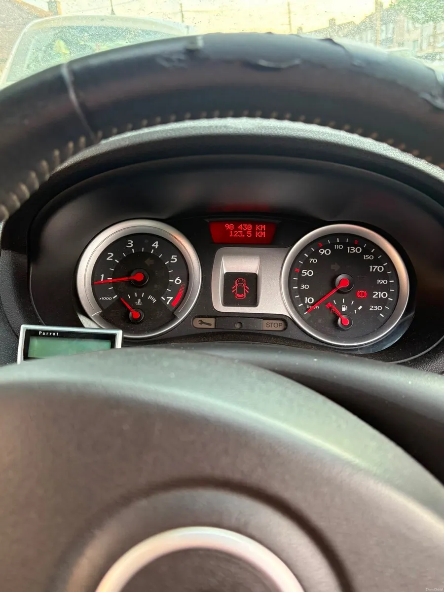 Renult Clio - Image 1