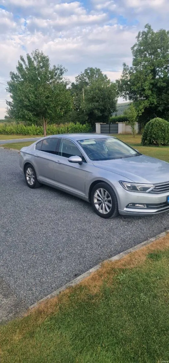 VW PASSAT 1.6 DIESEL - Image 2